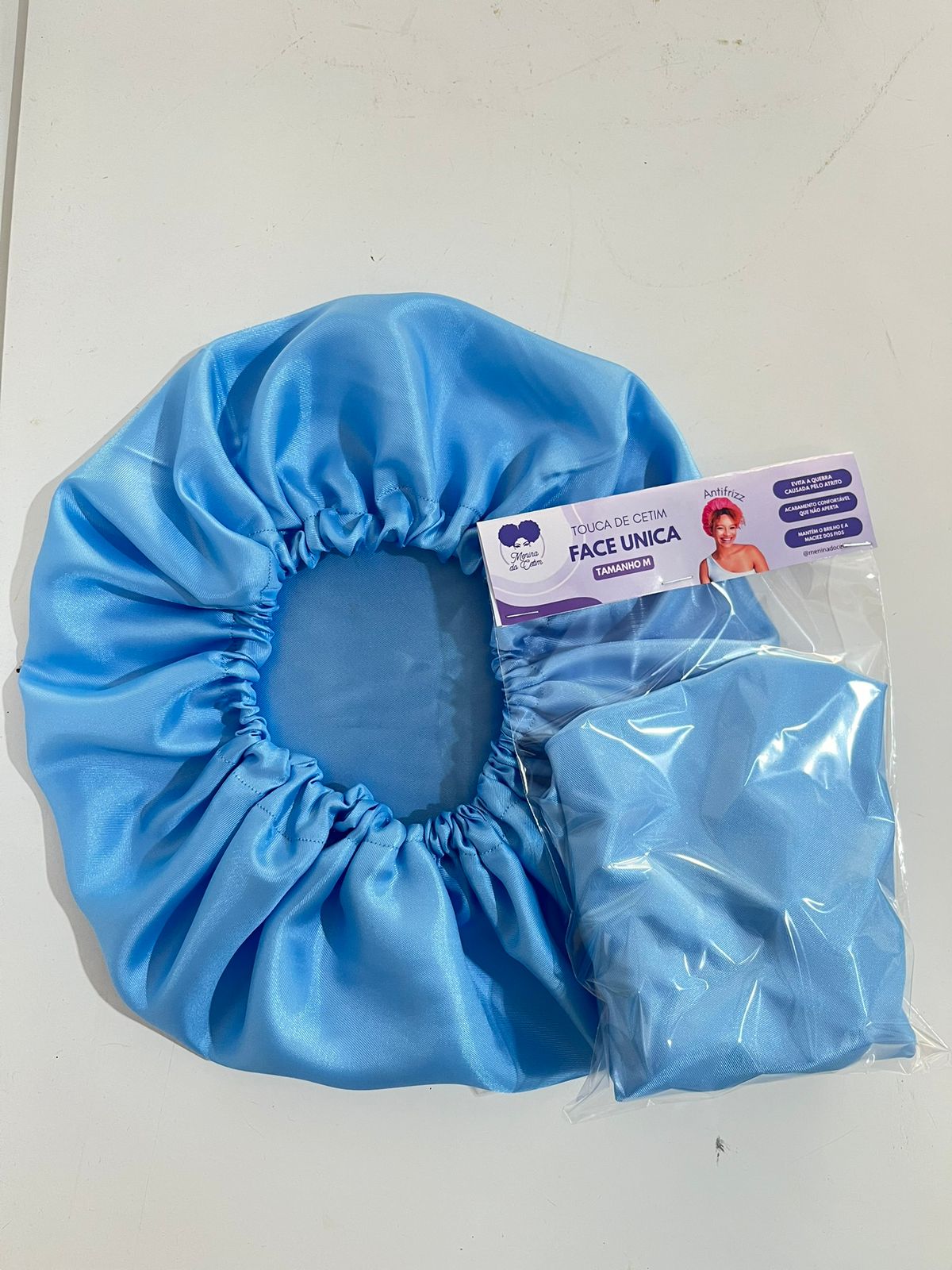 Toucas De Cetim Face Unica Tamanho M - Menina do Cetim